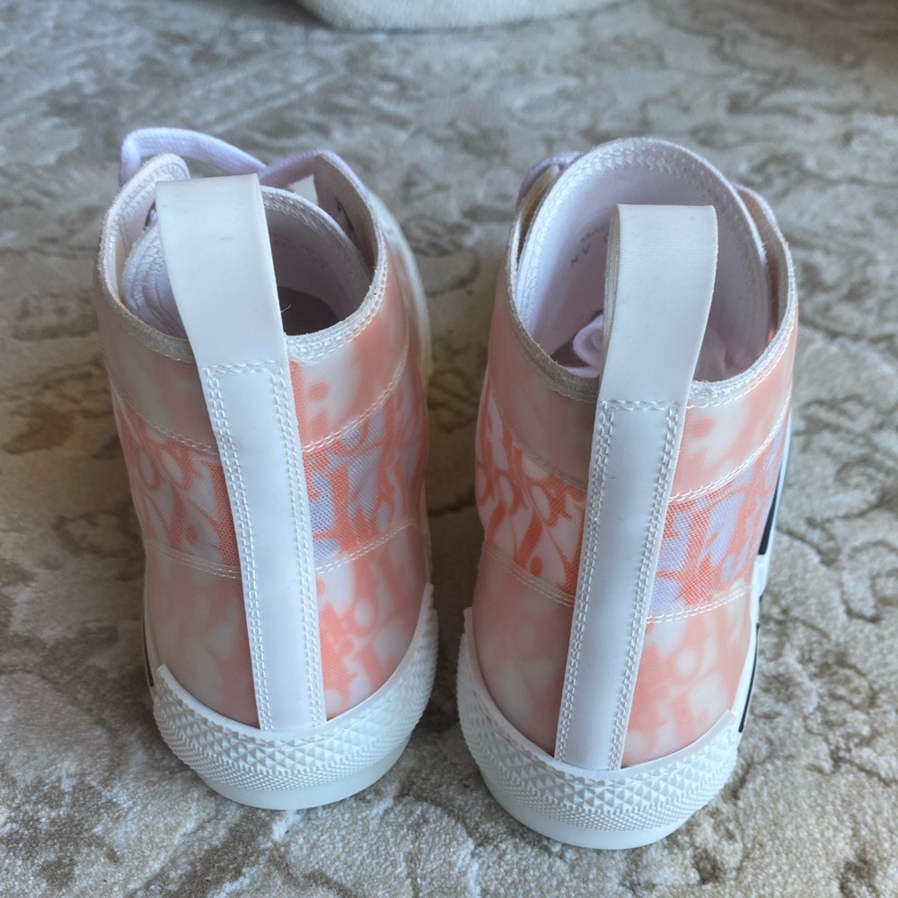 Christian Dior B23 Sneakers🧡 - Picture 4 of 7